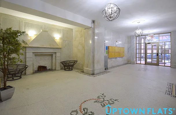 Rented by Uptown Flats LLC | media 23