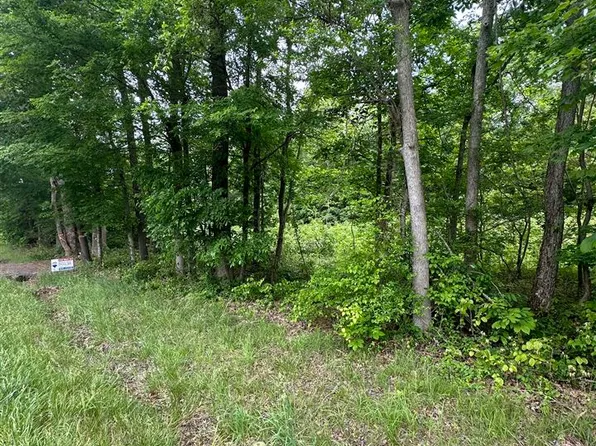 4711 Caneyville Rd, Morgantown, KY 42261