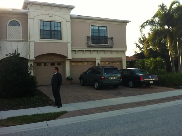 7231 Hamilton Rd, Bradenton, FL 34209