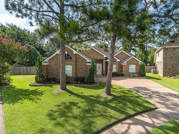 3rd image of 14807 Wisteria Run Ct