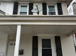 121 Chestnut St, Darby, PA 19023