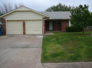 716 Howard Ct, Edmond, OK 73003