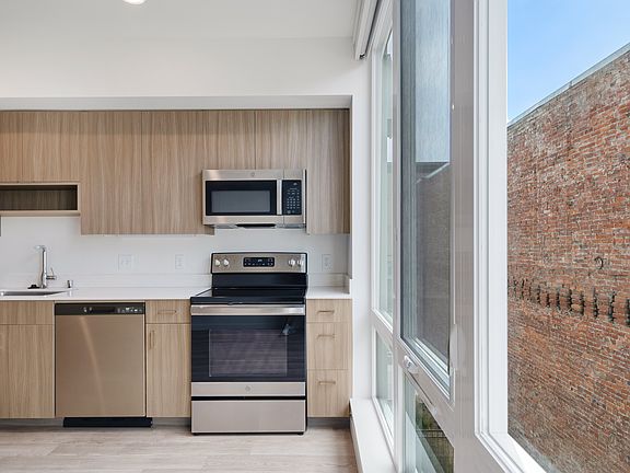 The Warren | Kitchen