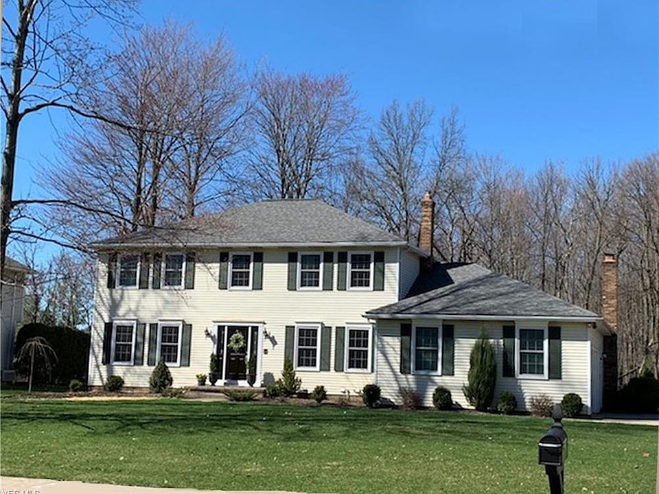 1st image of 4250 Sir Robert Ave