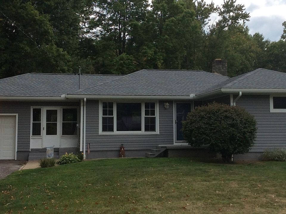 11 Manor Ave
