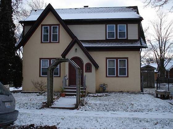 1st image of 1616 Van Wie Ave