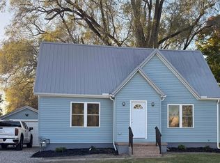 811 N Matteson St, Bronson, MI 49028