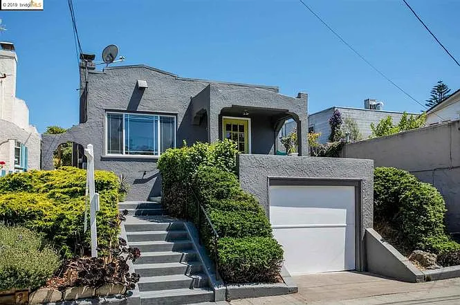 843 Ramona Ave — Photo 1