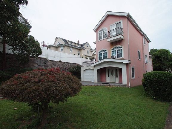 2nd image of 289 E Sidney Ave
