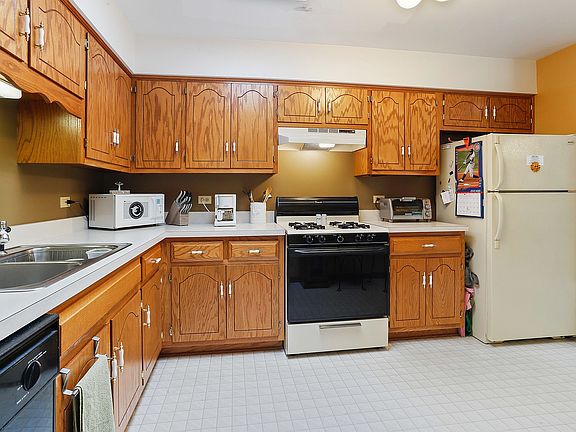 4th image of 196 Barbara Jean Ln #D