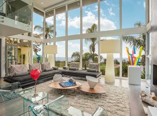 7116 Country Club Dr, La Jolla, CA 92037