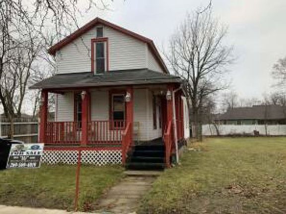 5th image of 1002 N Church St