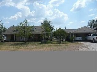 2100 Taylor Rd, Weatherford, TX 76087