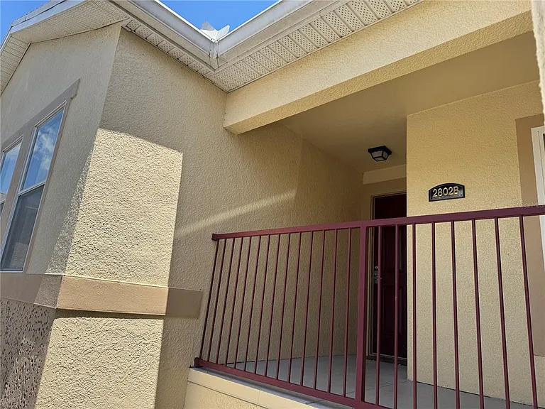 2802 Club Cortile Cir #B — Photo 4