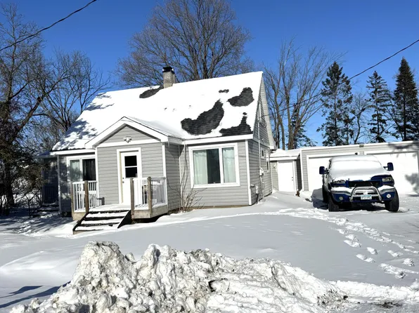 309 Washington Ave NE, Fertile, MN 56540