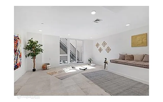 Sold by Douglas Elliman | media 26