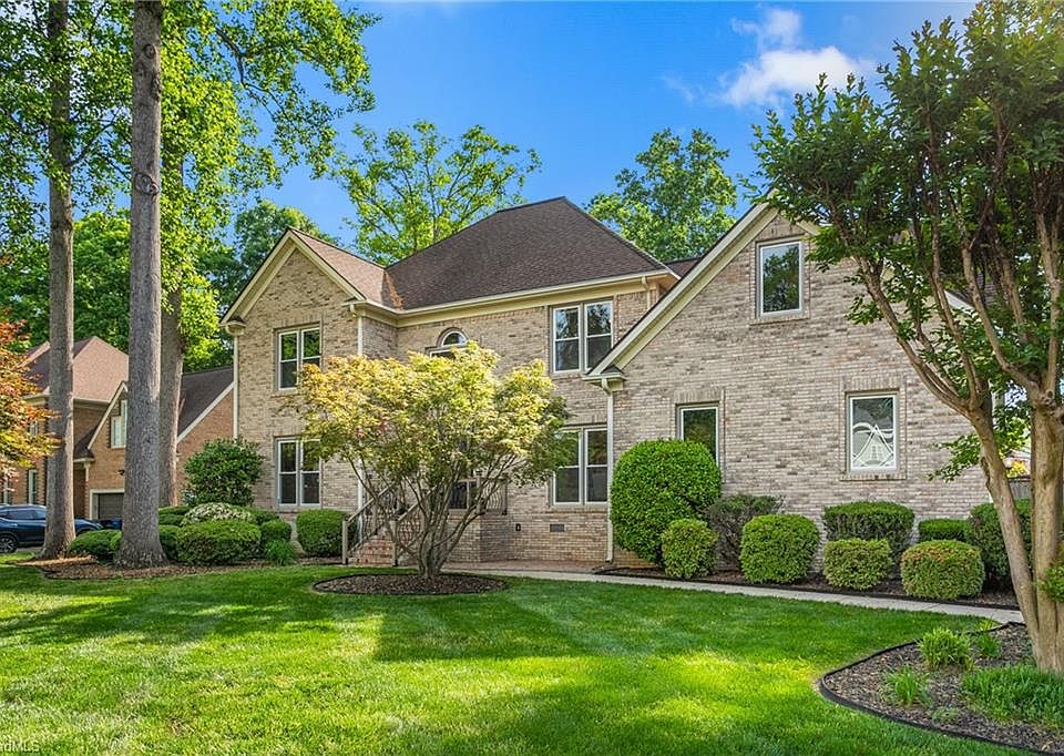 1st image of 108 Byrnwood Dr