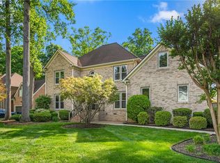 108 Byrnwood Dr, Jamestown, NC 27282