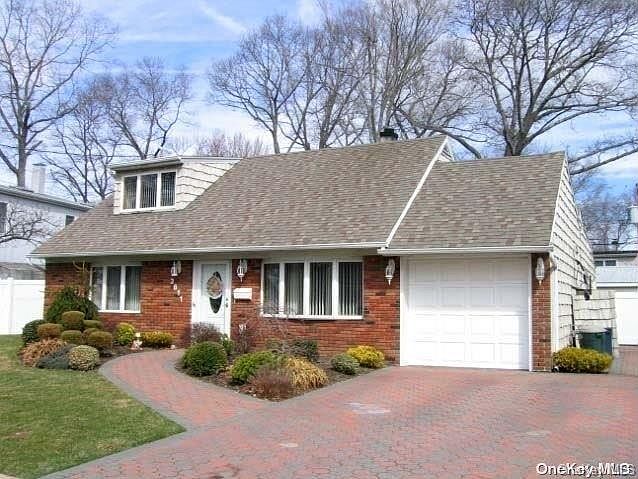 1st image of 3611 Demott Avenue