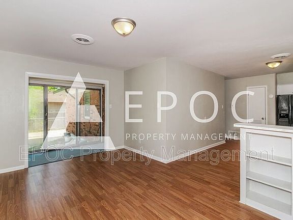 4th image of 1505 Duvall Dr
