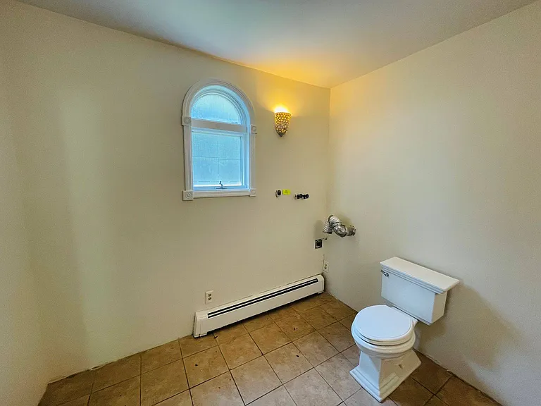 16 Herb Hill Rd — Photo 6