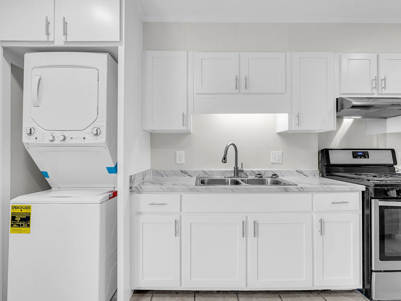 2 bed, 875 sqft, $1,050 — Photo 3