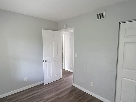3rd image of 2575 2nd St #12