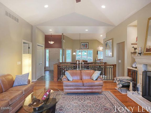 4th image of 7901 Alten Oaks Dr SE