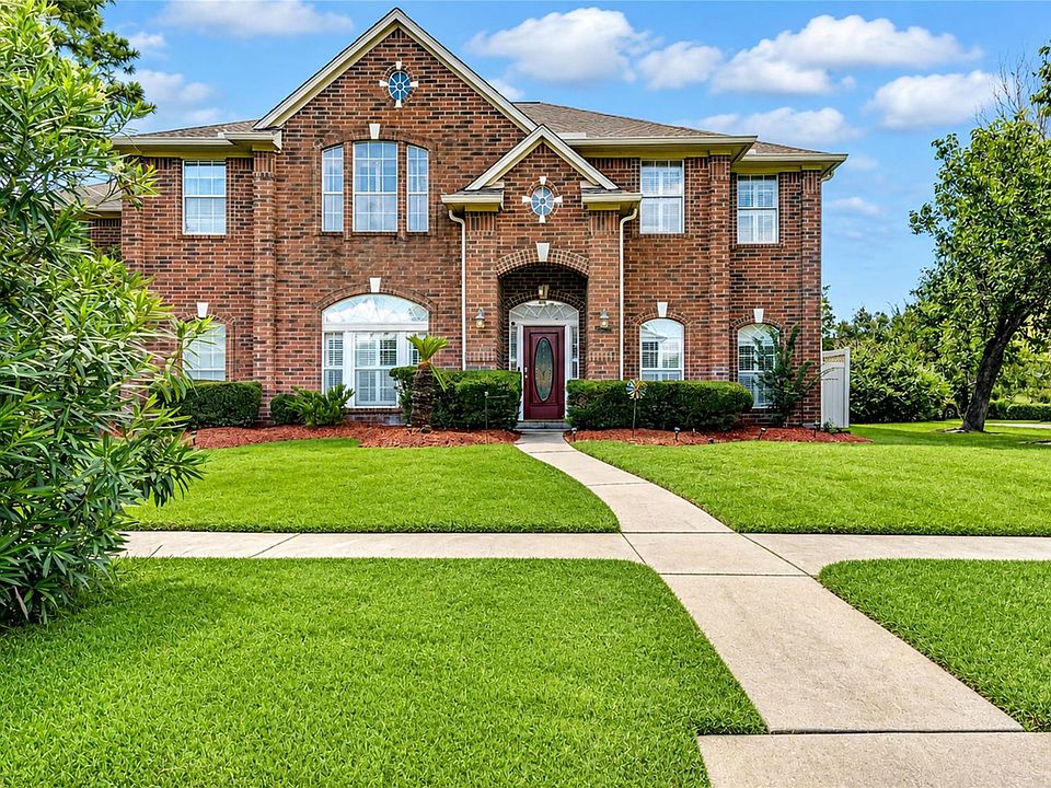 1st image of 19722 Creekshore Dr