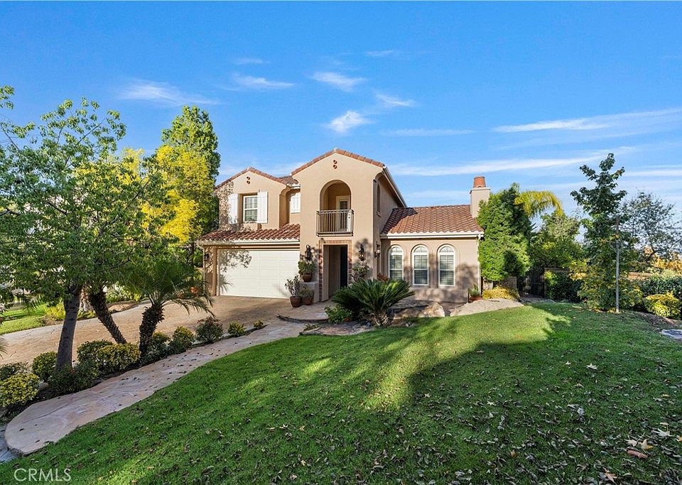1st image of 26101 Knoll Ct