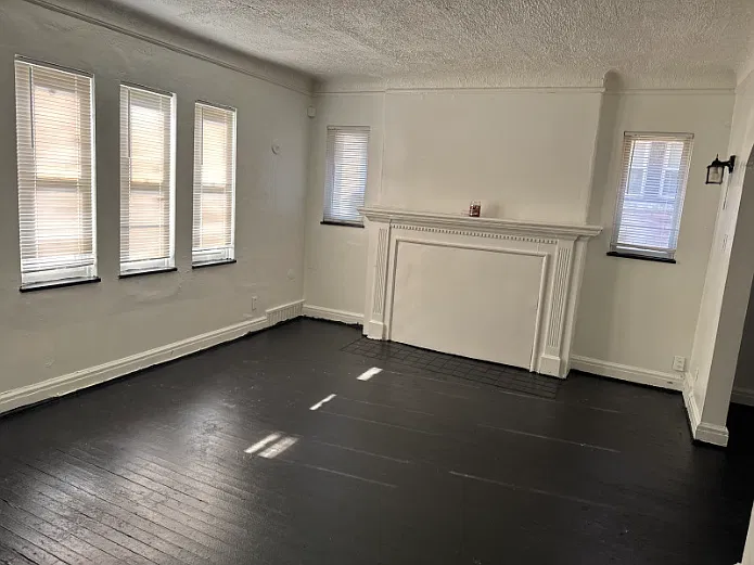 2 bed, $1,150 — Photo 2