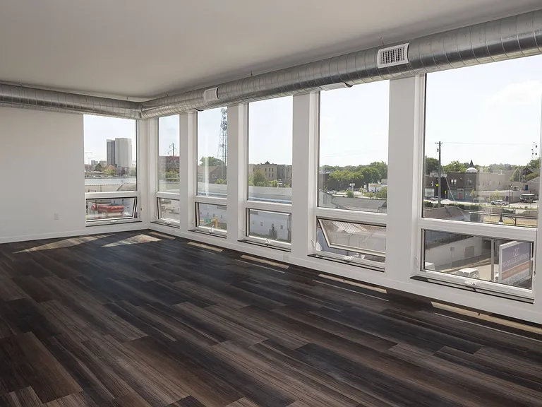 The Landing at 1001 NP — Photo 7