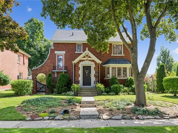 57 Brant Rd S, Cambridge, ON N1S 2W7