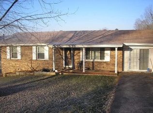 8421 Rich Valley Rd, Bristol, VA 24202