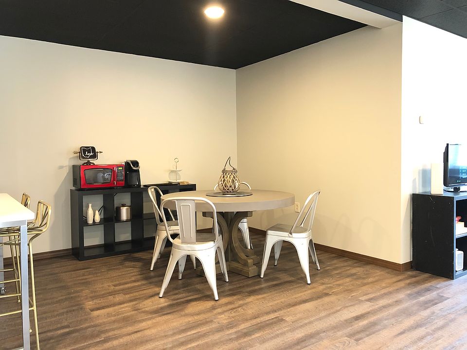 1st image of 3211 Colerain Ave APT 2