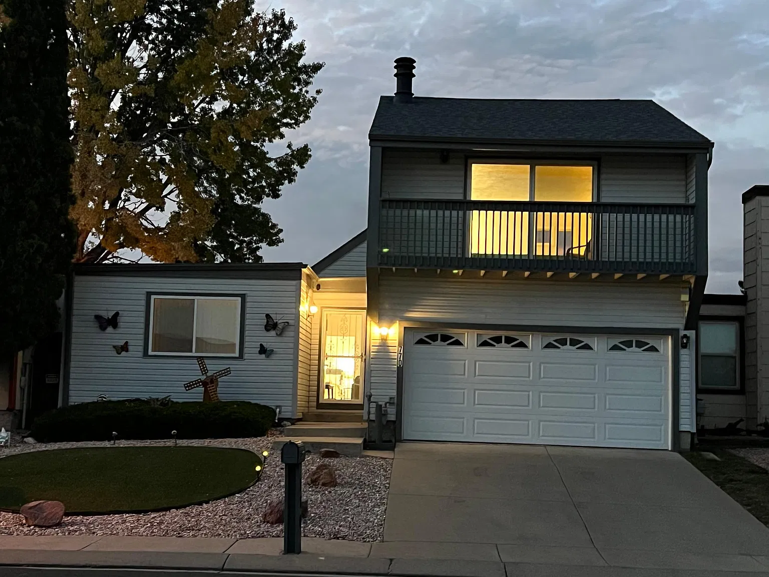3 bed, 1759 sqft, $2,400 — Photo 3