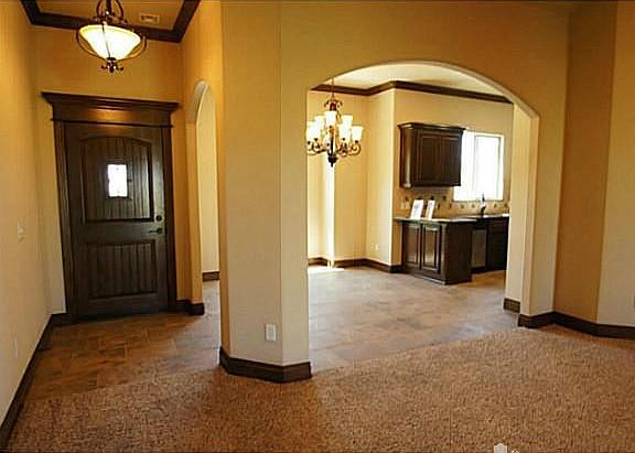 3rd image of 13600 Gentry Dr