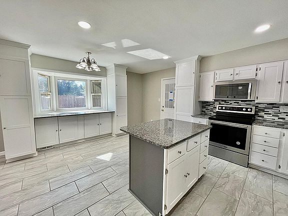5th image of 149 Harvard St #A