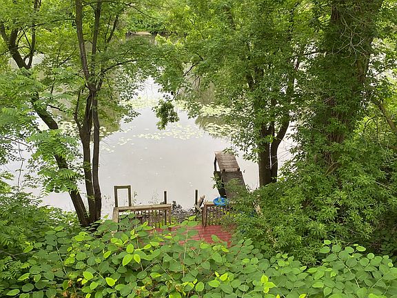 View off kitchen slider door deck