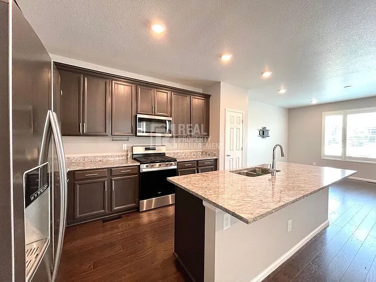 11441 Booth Falls Ct — Photo 5