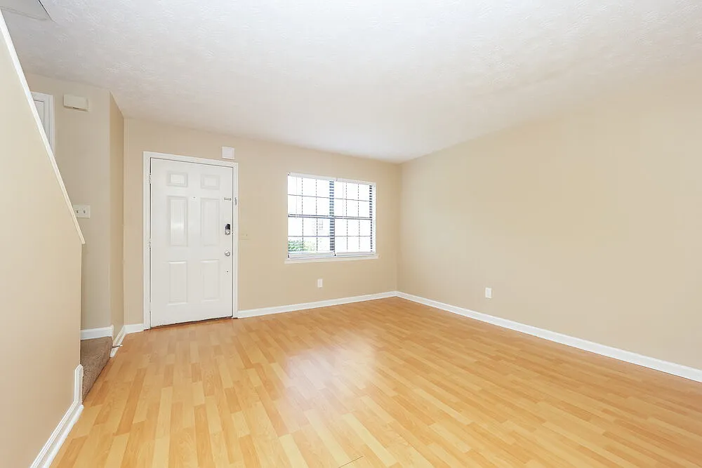 2 bed, 1.5 bath, 1116 sqft, $1,740 — Photo 4