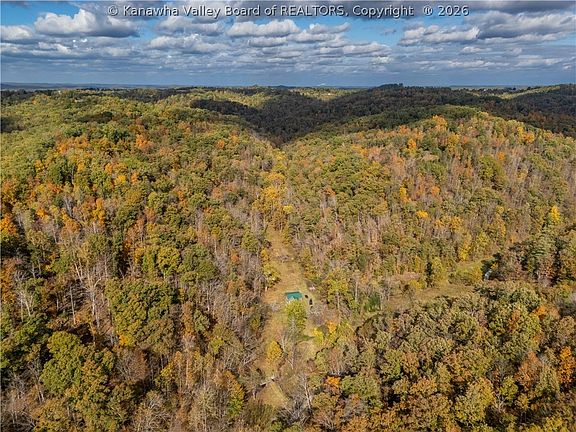 4th image of 607 Gates Line Rd