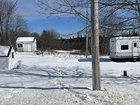 4th image of 272 Looks Point Road