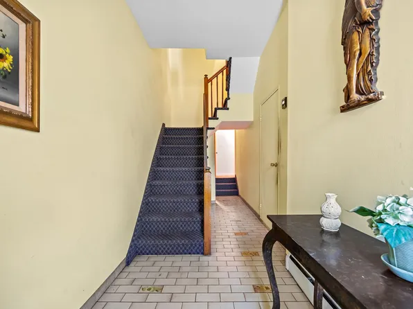 155 Bay 44th Street image 14 of 20