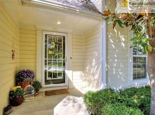 21160 W 226th St, Spring Hill, KS 66083