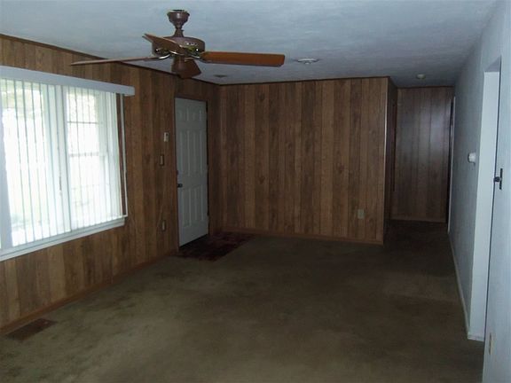 2nd image of 20644 Roycroft Dr