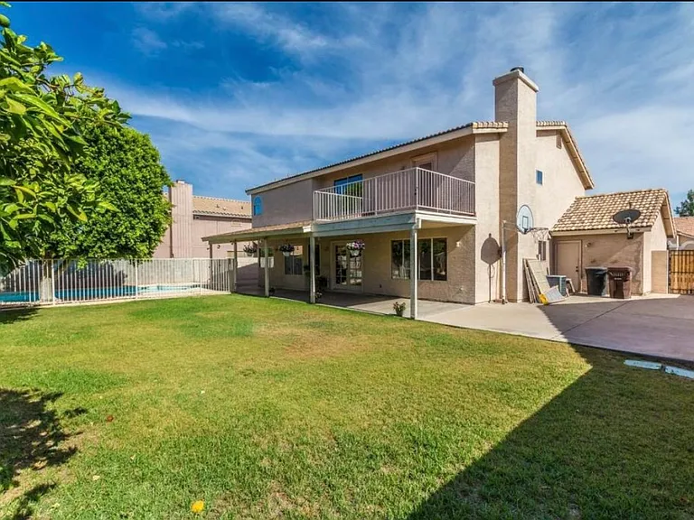 7632 W Mauna Loa Ln — Photo 2