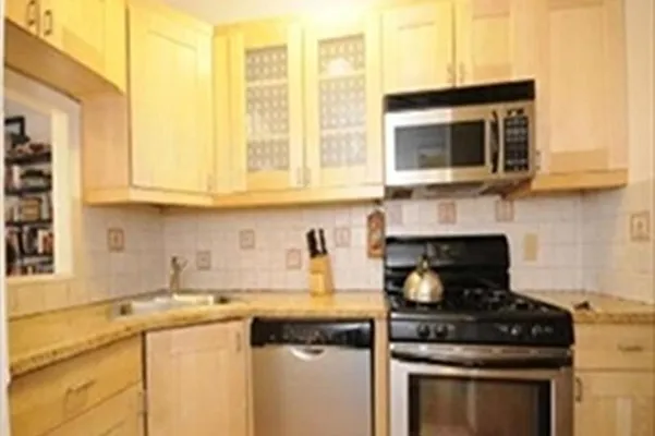 Rented by Corcoran | media 1