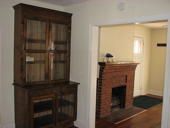 3rd image of 5407 Smith Ave