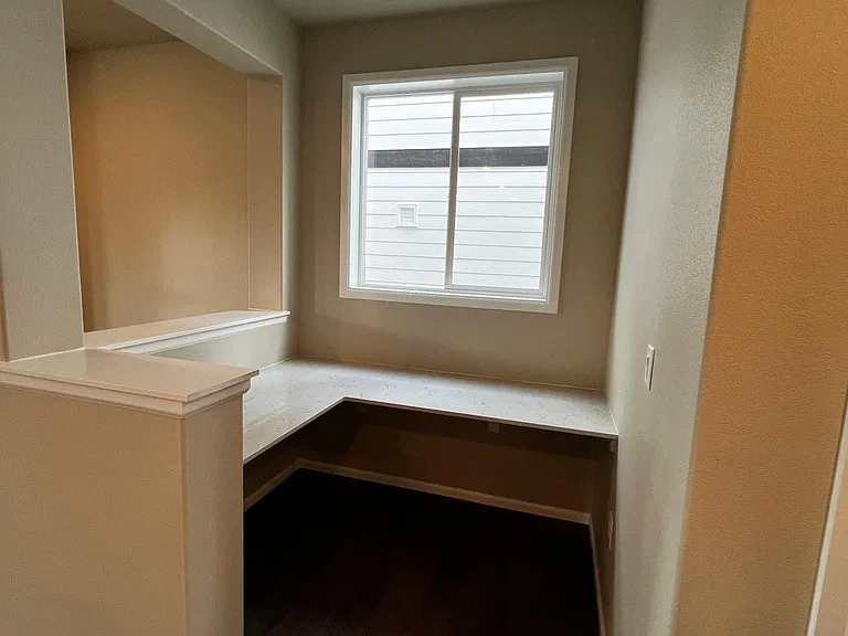 15042 Tyee Dr — Photo 13